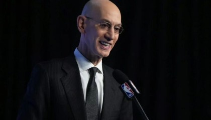 小卡再爆新瓜！华裔快船副主席被拖下水！