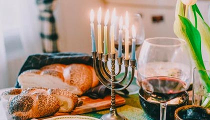 ［中国行速递]夸张的人气！戈登来到德州参加活动，现场水泄不通